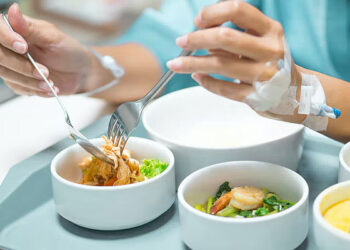 راهکارهای ساده‌ای که از مسمومیت غذایی جلوگیری می‌کند