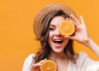 تاثیر ویتامین c بر روی پوست