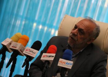 این گفت وگو را با رایحه گل مطالعه کنید