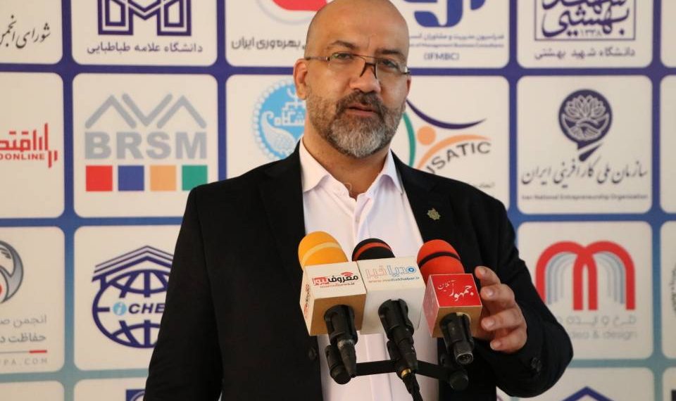«چرا گزینه جنگ علیه ایران همچنان روی میز آمریکا باقی مانده است؟»